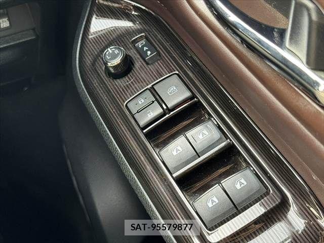 Toyota ESQUIRE 2017-07 8365775-24
