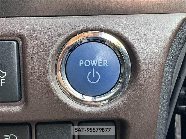 Toyota ESQUIRE 2017-07 8365775-26
