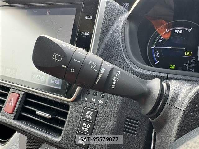 Toyota ESQUIRE 2017-07 8365775-29
