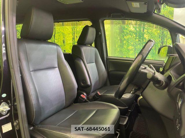 Toyota ESQUIRE 2016-04 8365780-7