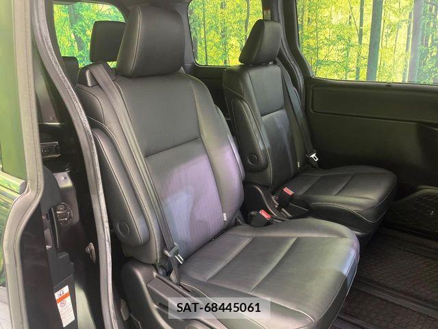 Toyota ESQUIRE 2016-04 8365780-8
