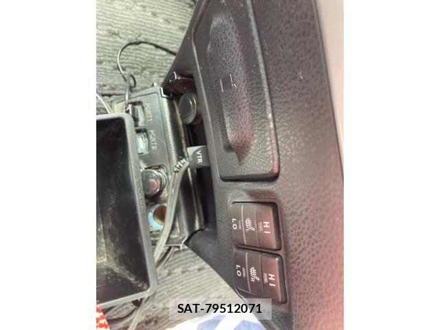 Toyota ESQUIRE 2015-09 8371632-28