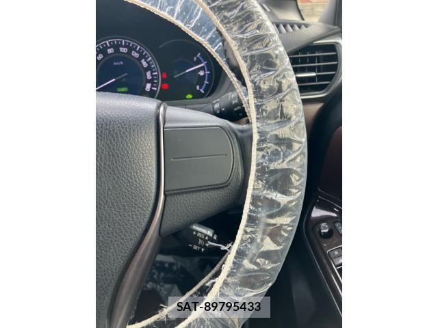 Toyota ESQUIRE 2018-10 8412244-19