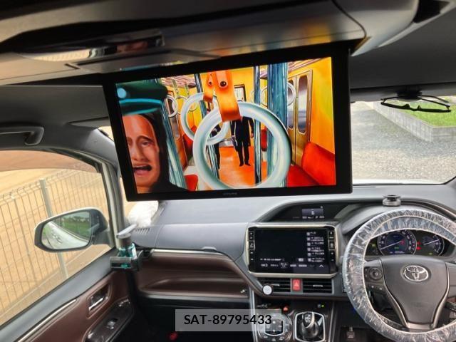 Toyota ESQUIRE 2018-10 8412244-27