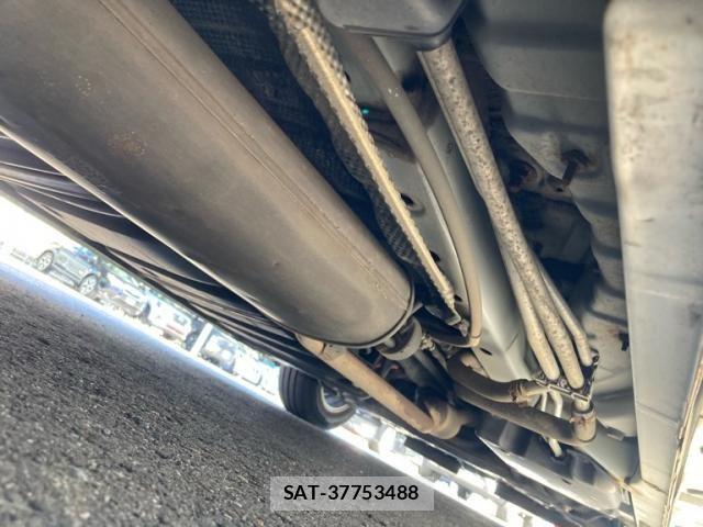 Toyota ESQUIRE 2016-01 8412251-9