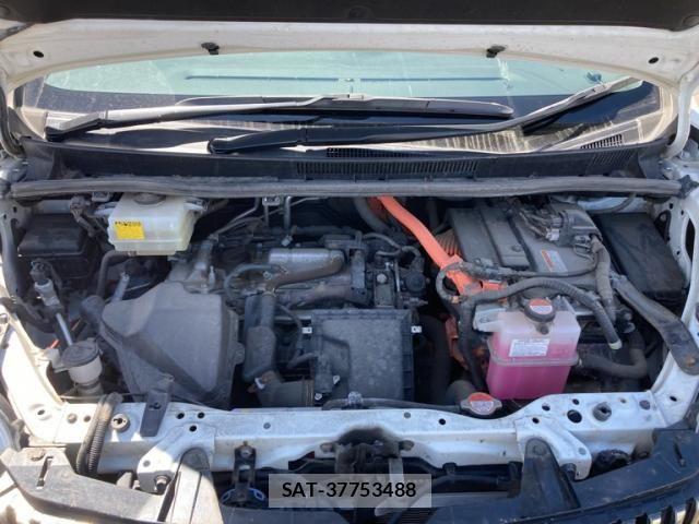 Toyota ESQUIRE 2016-01 8412251-12
