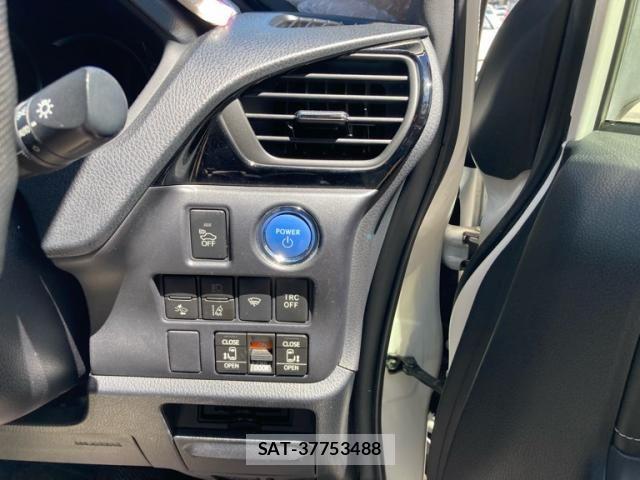 Toyota ESQUIRE 2016-01 8412251-14