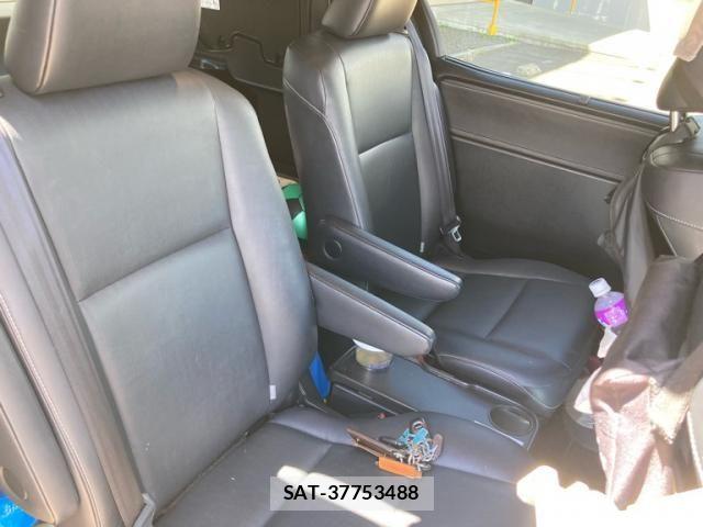Toyota ESQUIRE 2016-01 8412251-18