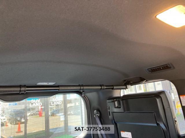 Toyota ESQUIRE 2016-01 8412251-19