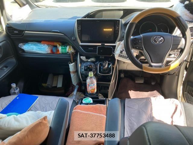 Toyota ESQUIRE 2016-01 8412251-21