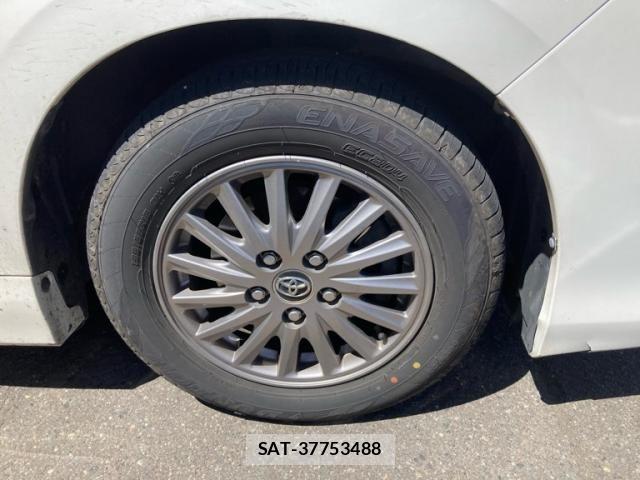 Toyota ESQUIRE 2016-01 8412251-6