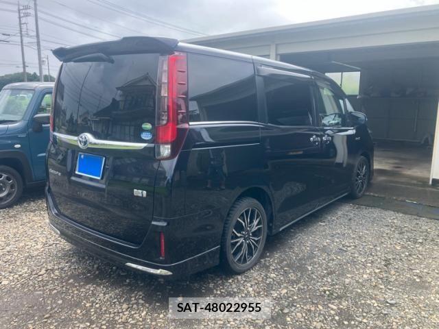 Toyota ESQUIRE 2015-09 8412253-3