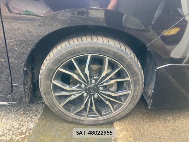 Toyota ESQUIRE 2015-09 8412253-5