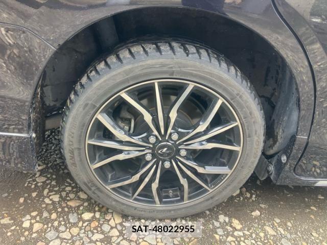 Toyota ESQUIRE 2015-09 8412253-6