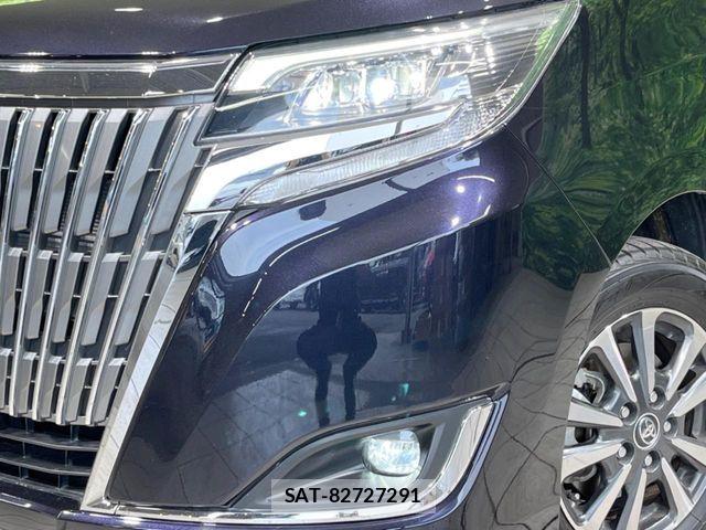 Toyota ESQUIRE 2018-12 8457428-11