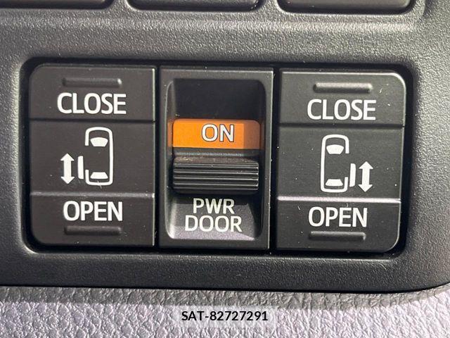 Toyota ESQUIRE 2018-12 8457428-4