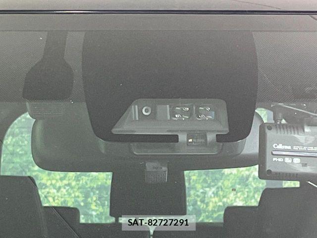 Toyota ESQUIRE 2018-12 8457428-5