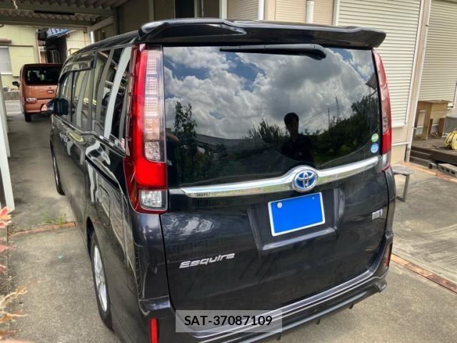 Toyota ESQUIRE 2015-06 8457442-5