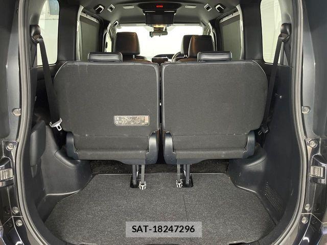 Toyota ESQUIRE 2017-02 8457437-10