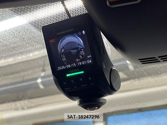 Toyota ESQUIRE 2017-02 8457437-5