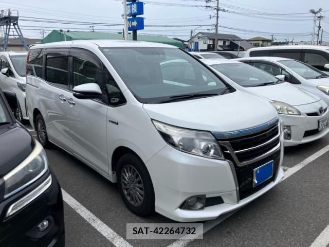 Toyota ESQUIRE 2015-05 8524791-0