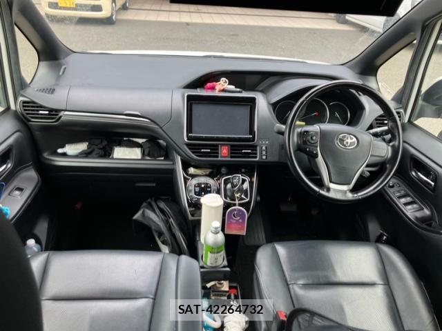 Toyota ESQUIRE 2015-05 8524791-13