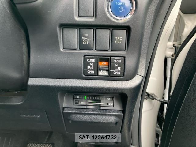 Toyota ESQUIRE 2015-05 8524791-15