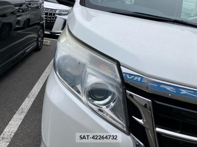 Toyota ESQUIRE 2015-05 8524791-4