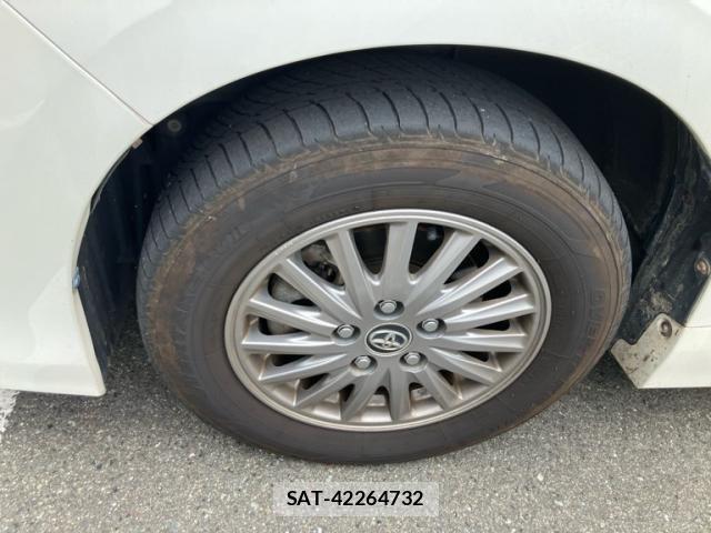 Toyota ESQUIRE 2015-05 8524791-6