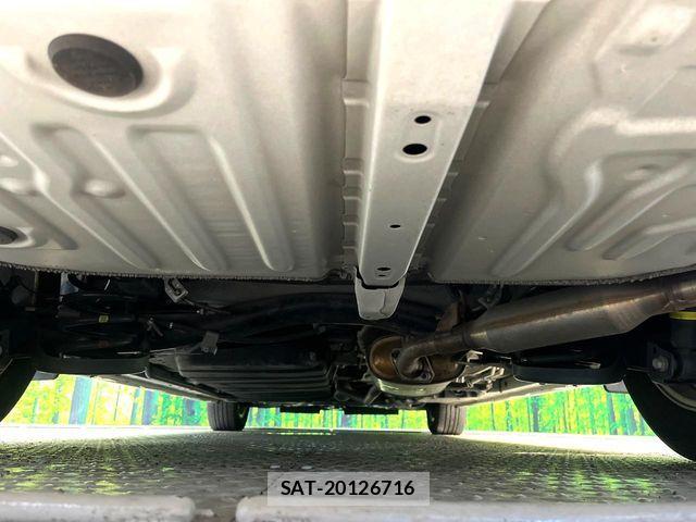 Toyota ESQUIRE 2021-01 8524781-19