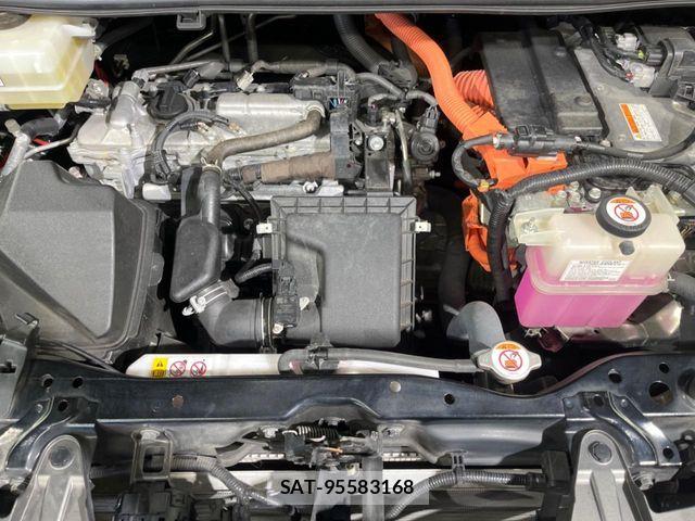 Toyota ESQUIRE 2019-06 8524787-18