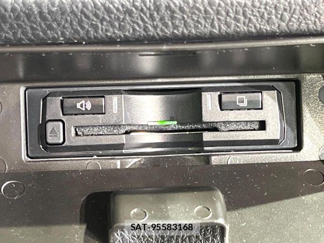Toyota ESQUIRE 2019-06 8524787-6