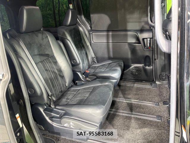 Toyota ESQUIRE 2019-06 8524787-8