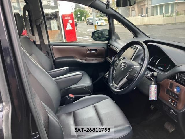 Toyota ESQUIRE 2015-01 8524792-17