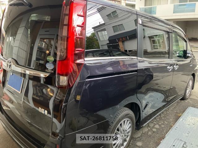Toyota ESQUIRE 2015-01 8524792-2