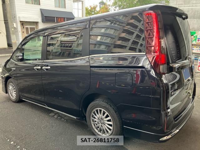 Toyota ESQUIRE 2015-01 8524792-3