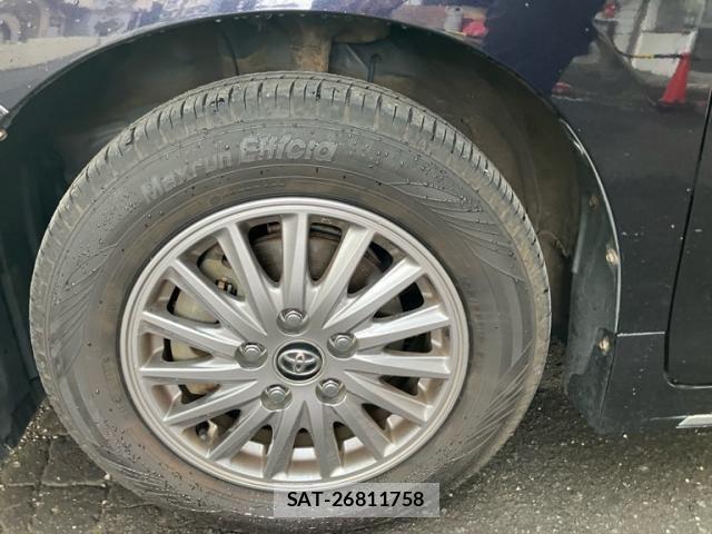 Toyota ESQUIRE 2015-01 8524792-6