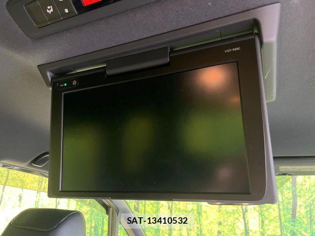 Toyota ESQUIRE 2018-01 8524786-2
