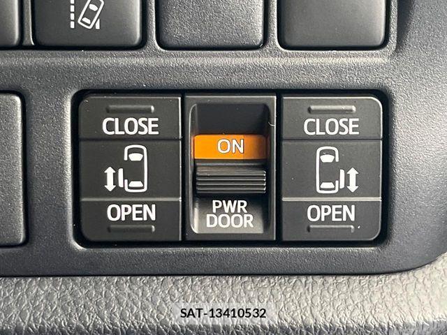 Toyota ESQUIRE 2018-01 8524786-5
