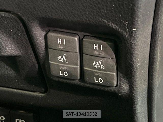 Toyota ESQUIRE 2018-01 8524786-6