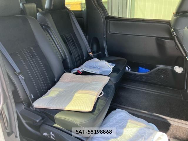 Toyota ESQUIRE 2020-03 8524789-9