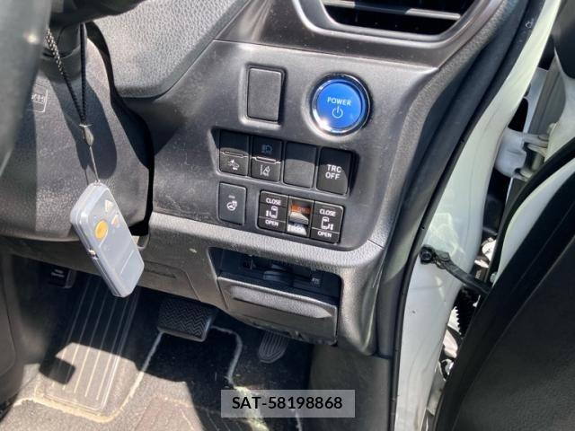 Toyota ESQUIRE 2020-03 8524789-16