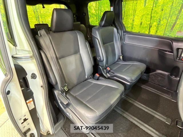 Toyota ESQUIRE 2020-03 8561815-9
