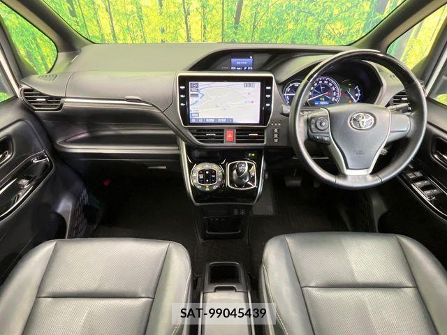 Toyota ESQUIRE 2020-03 8561815-1