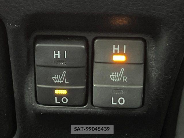Toyota ESQUIRE 2020-03 8561815-6