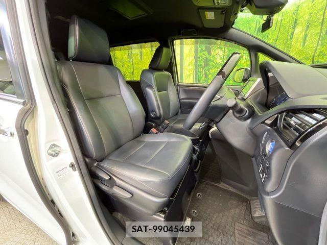 Toyota ESQUIRE 2020-03 8561815-8