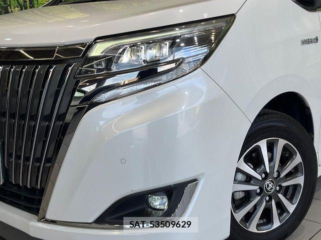 Toyota ESQUIRE 2019-04 8561812-12