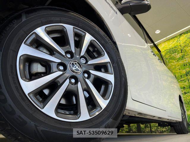 Toyota ESQUIRE 2019-04 8561812-13