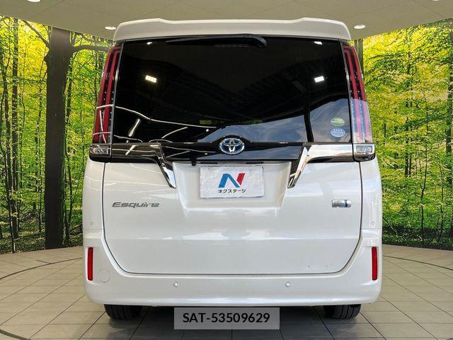Toyota ESQUIRE 2019-04 8561812-15
