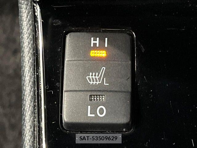 Toyota ESQUIRE 2019-04 8561812-7